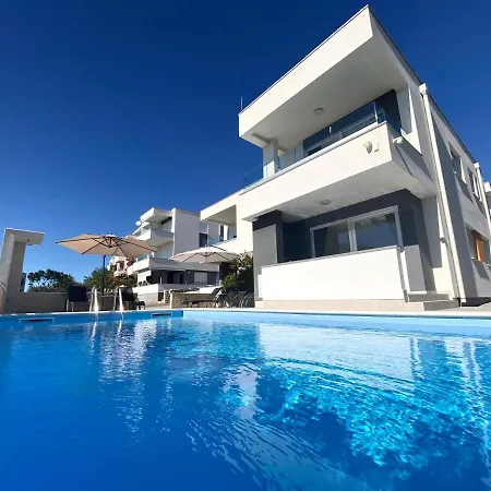 Fantasy Pool Villa Novalja Exterior photo