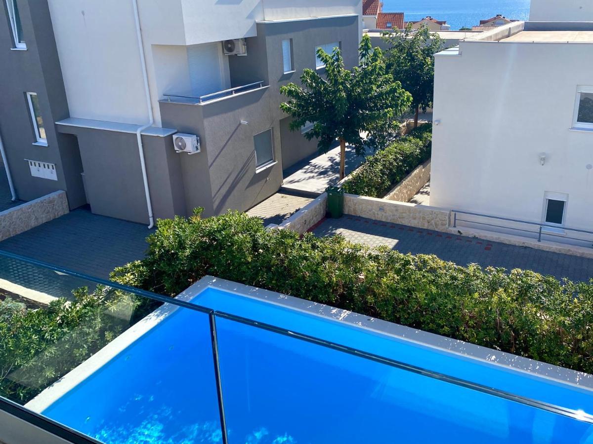Fantasy Pool *
